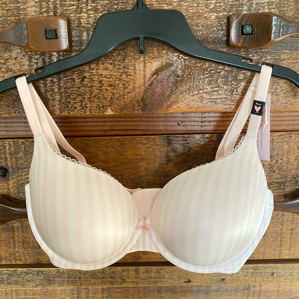 VS Body By Victoria, Perfect Shape Push-Up Smooth Bra